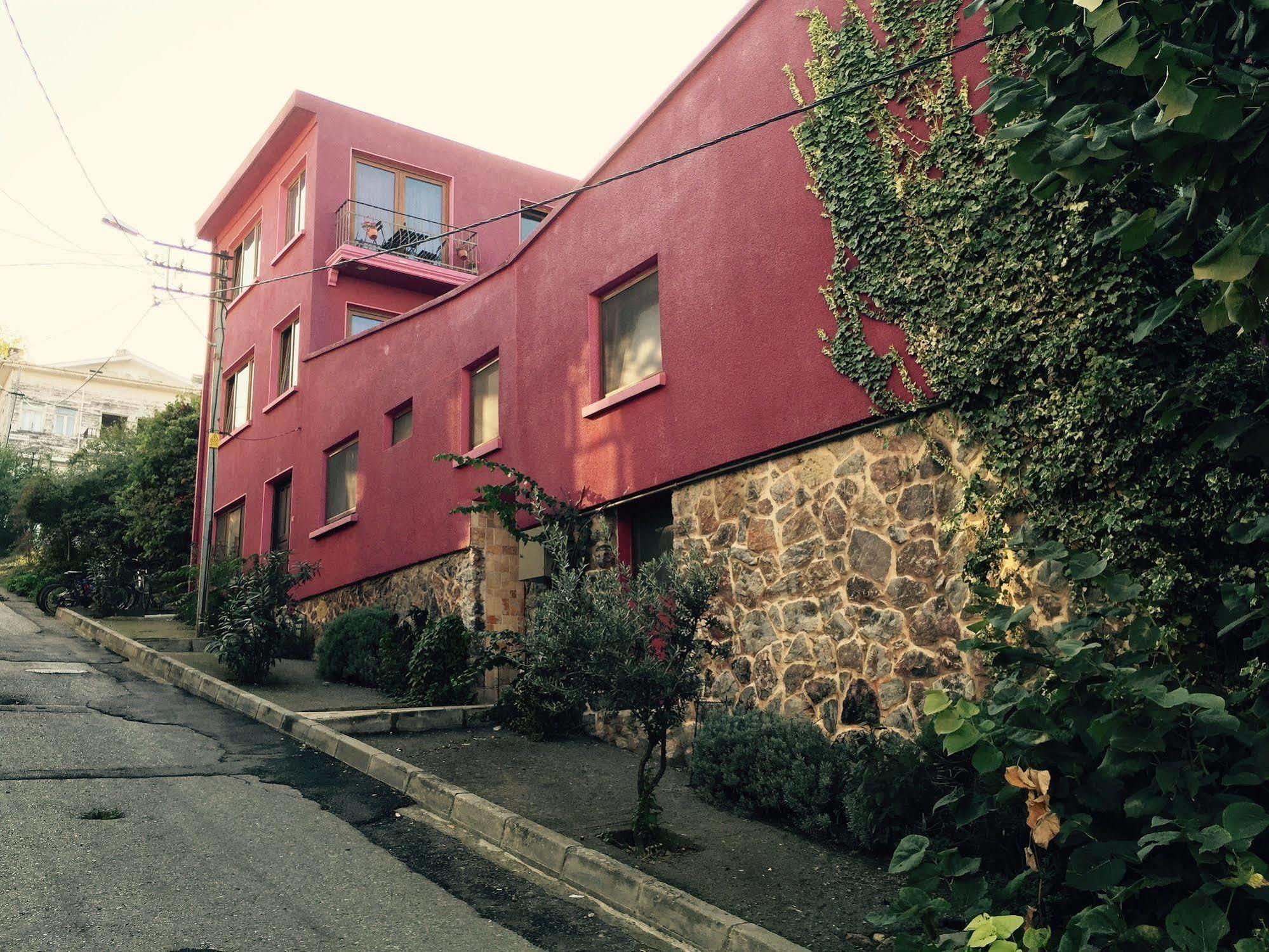 L'Isola Guesthouse (Adults Only) Хейбелиада Экстерьер фото