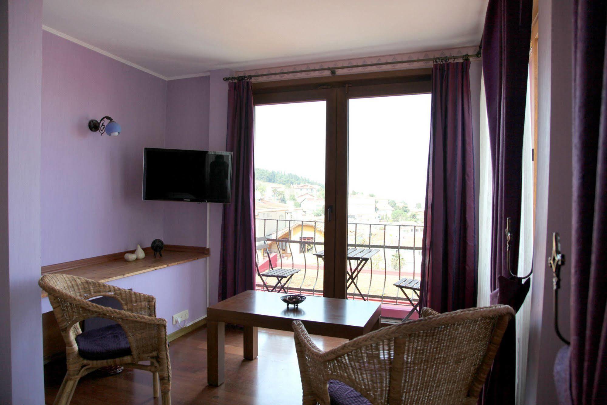 L'Isola Guesthouse (Adults Only) Хейбелиада Экстерьер фото