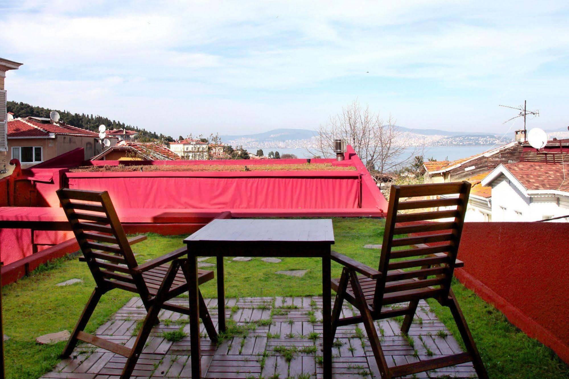 L'Isola Guesthouse (Adults Only) Хейбелиада Экстерьер фото